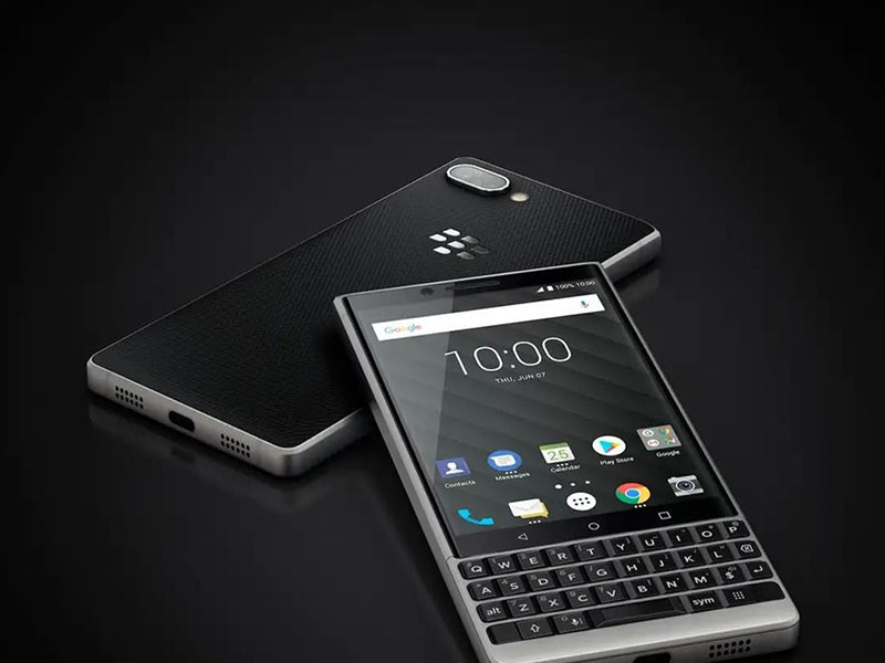 blackberry-ra-mat-nhieu-mau-moi